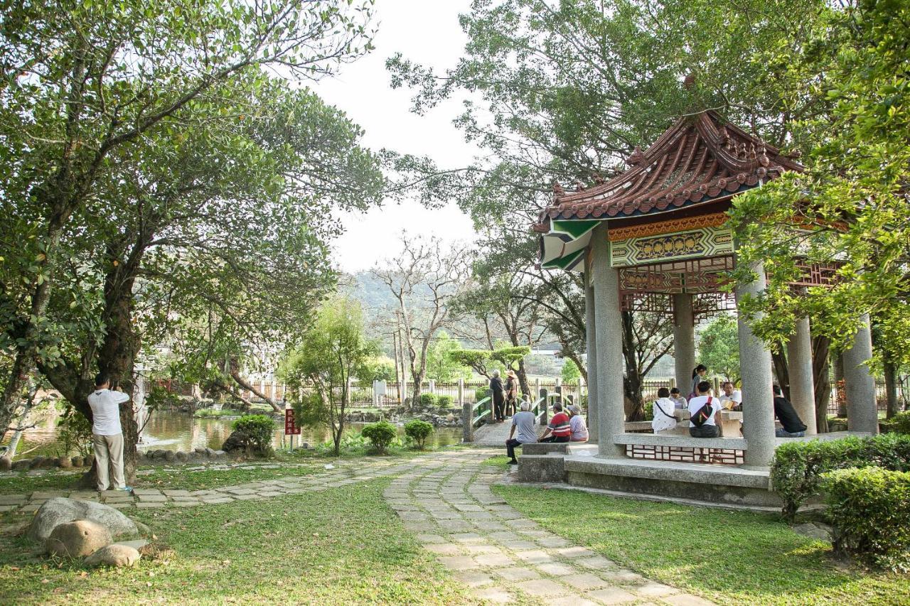 議蘆會館 僅提供參訪住宿 Wufeng (Taichung) Экстерьер фото